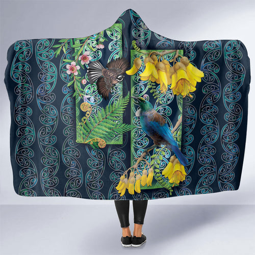 Aotearoa Maori Mangopare Christmas Hooded Blanket Pikawakawa and Tui