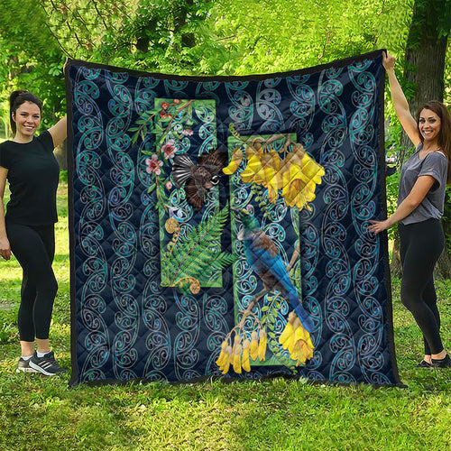 Aotearoa Maori Mangopare Christmas Quilt Pikawakawa and Tui
