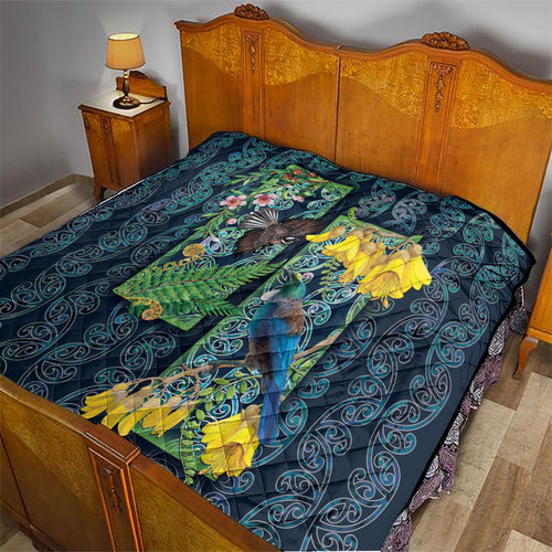 Aotearoa Maori Mangopare Christmas Quilt Pikawakawa and Tui
