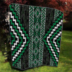 Jade Tukutuku Pattern Aotearoa Quilt Niho Taniwha and Puhoro Motifs