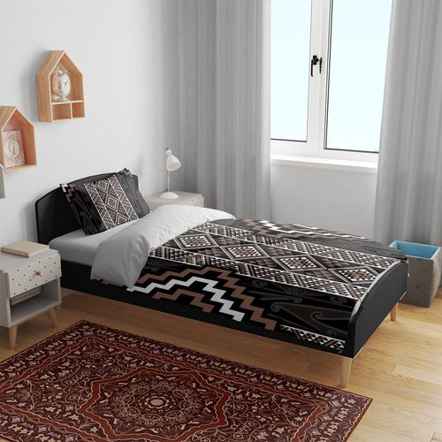 Classic Tukutuku Pattern Aotearoa Bedding Set Niho Taniwha and Puhoro Motifs