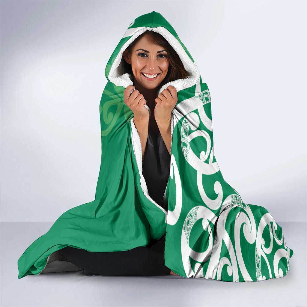Pounamu Green Maori Hooded Blanket Koru Kowhaiwhai - Aussie Hoodie