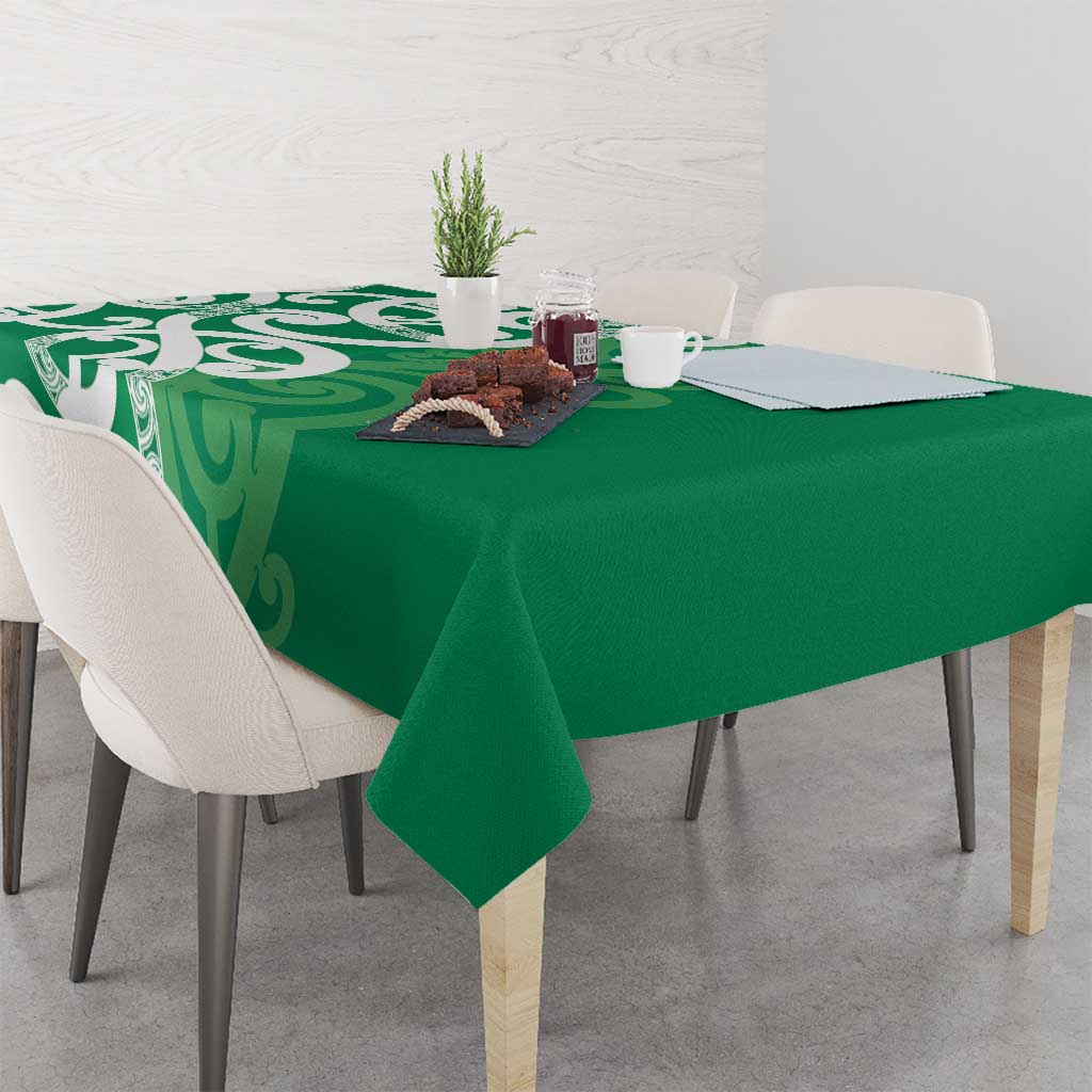 Pounamu Green Maori Tablecloth Koru Kowhaiwhai - Aussie Hoodie