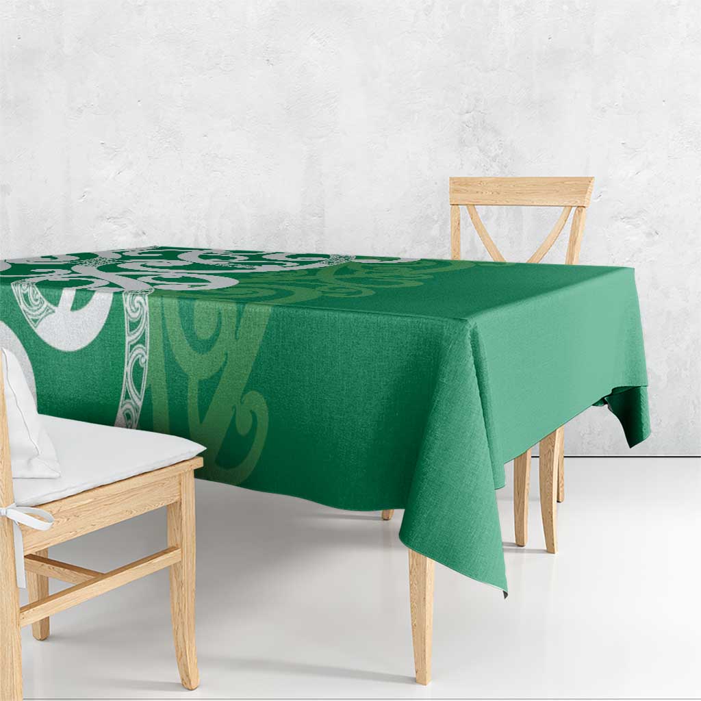 Pounamu Green Maori Tablecloth Koru Kowhaiwhai - Aussie Hoodie