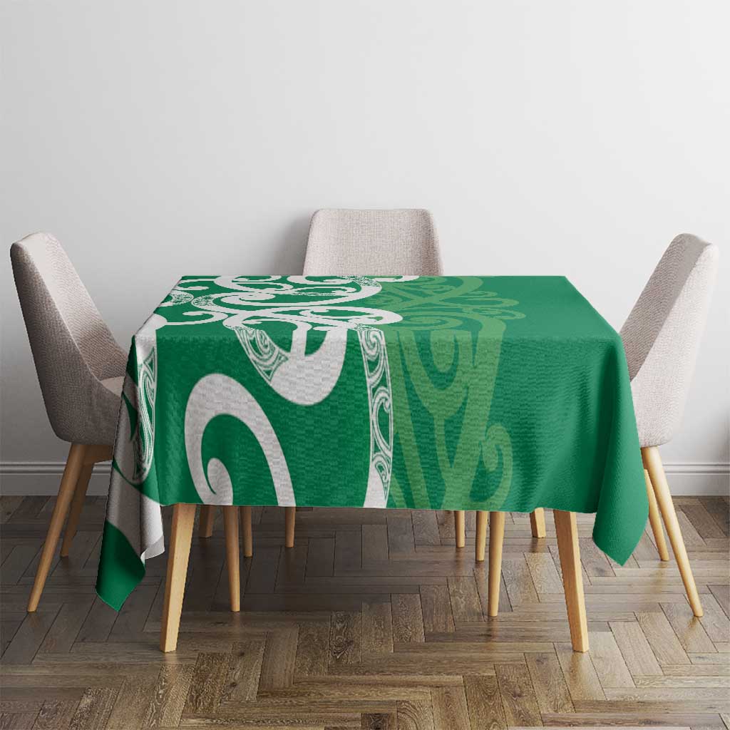 Pounamu Green Maori Tablecloth Koru Kowhaiwhai - Aussie Hoodie