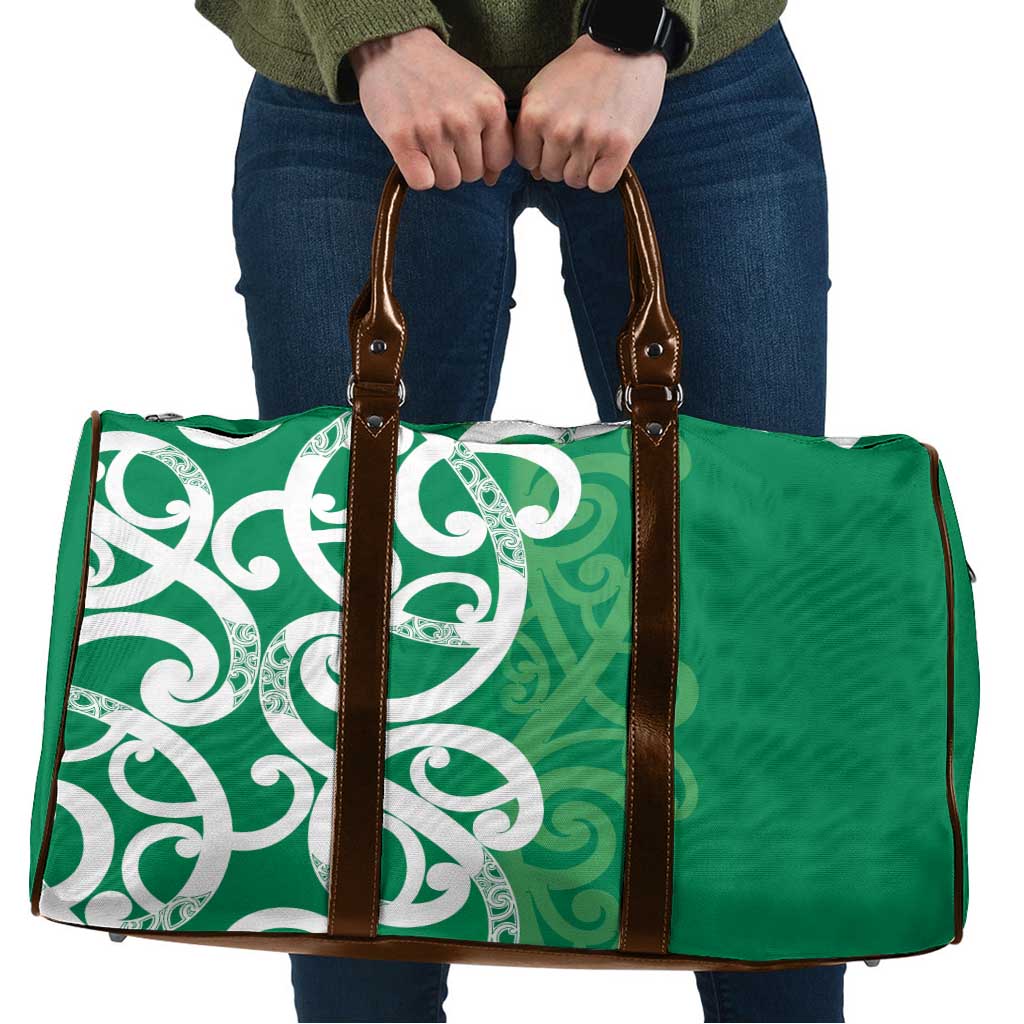 Pounamu Green Maori Travel Bag Koru Kowhaiwhai - Aussie Hoodie