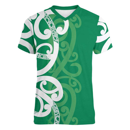 Pounamu Green Maori Women V-Neck T-Shirt Koru Kowhaiwhai - Aussie Hoodie