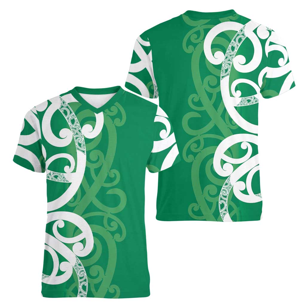 Pounamu Green Maori Women V-Neck T-Shirt Koru Kowhaiwhai - Aussie Hoodie