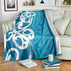 Azure Blue Maori Blanket Koru Kowhaiwhai - Aussie Hoodie