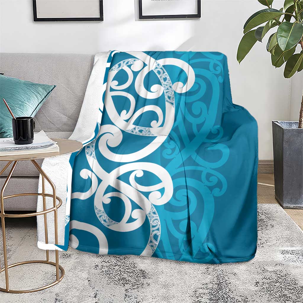 Azure Blue Maori Blanket Koru Kowhaiwhai - Aussie Hoodie