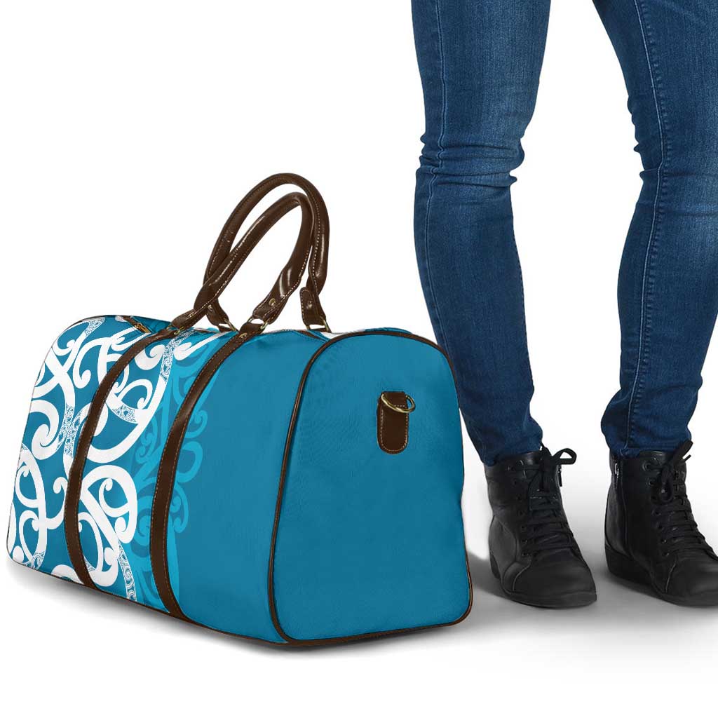 Azure Blue Maori Travel Bag Koru Kowhaiwhai - Aussie Hoodie