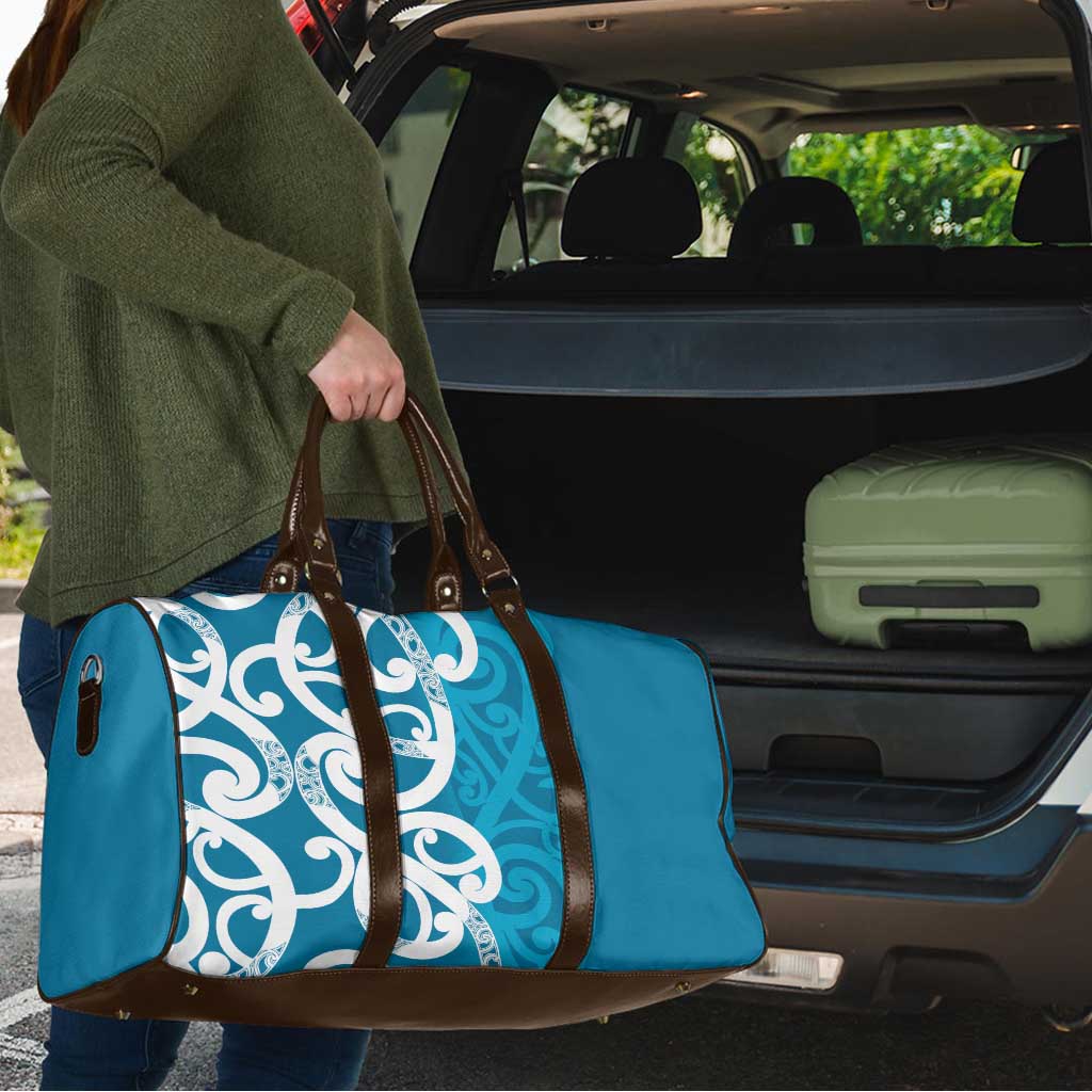 Azure Blue Maori Travel Bag Koru Kowhaiwhai - Aussie Hoodie