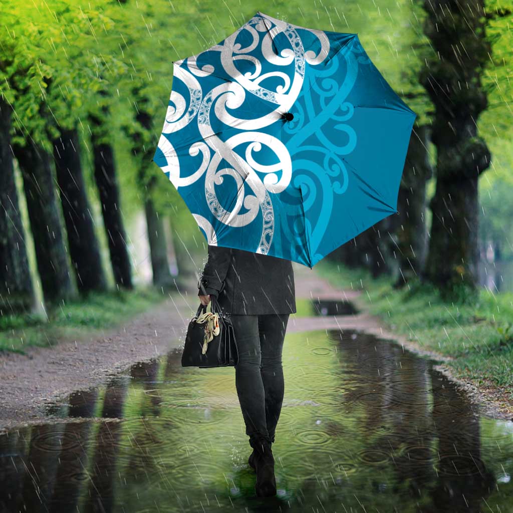 Azure Blue Maori Umbrella Koru Kowhaiwhai - Aussie Hoodie