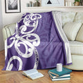 Violet Green Maori Blanket Koru Kowhaiwhai - Aussie Hoodie