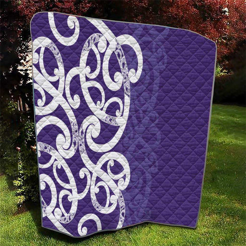 Violet Green Maori Quilt Koru Kowhaiwhai - Aussie Hoodie