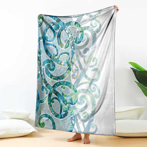 Paua Shell Maori Blanket Koru Kowhaiwhai - Aussie Hoodie