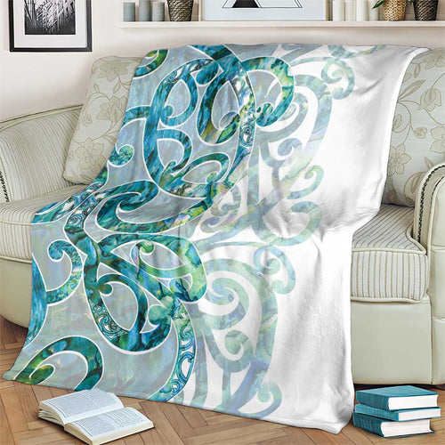 Paua Shell Maori Blanket Koru Kowhaiwhai - Aussie Hoodie