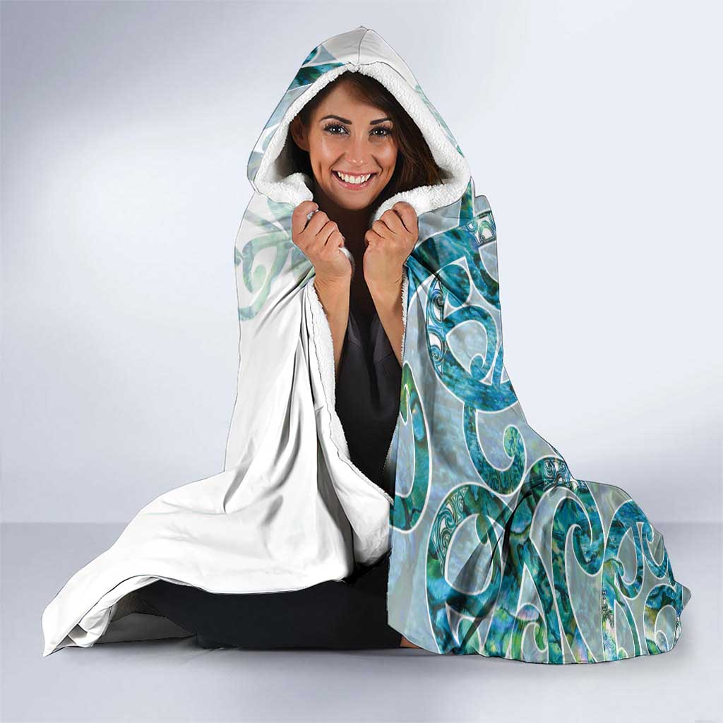 Paua Shell Maori Hooded Blanket Koru Kowhaiwhai - Aussie Hoodie
