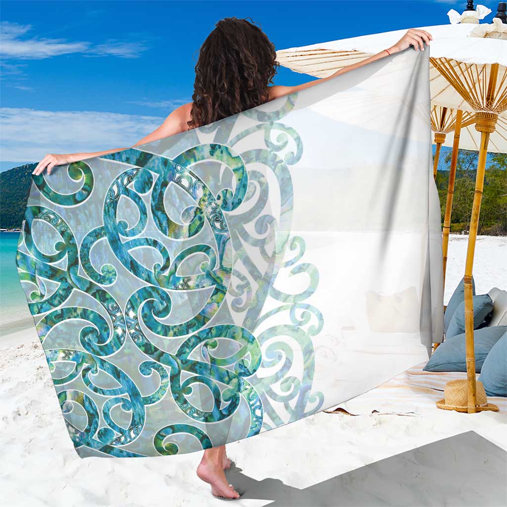 Paua Shell Maori Sarong Koru Kowhaiwhai - Aussie Hoodie