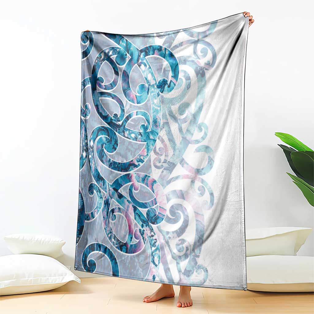 Turquoise Paua Shell Maori Blanket Koru Kowhaiwhai - Aussie Hoodie