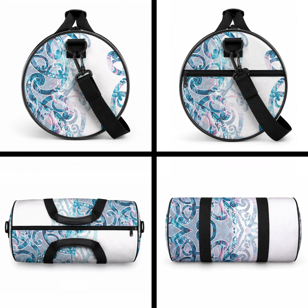Turquoise Paua Shell Maori Duffle Bag Koru Kowhaiwhai