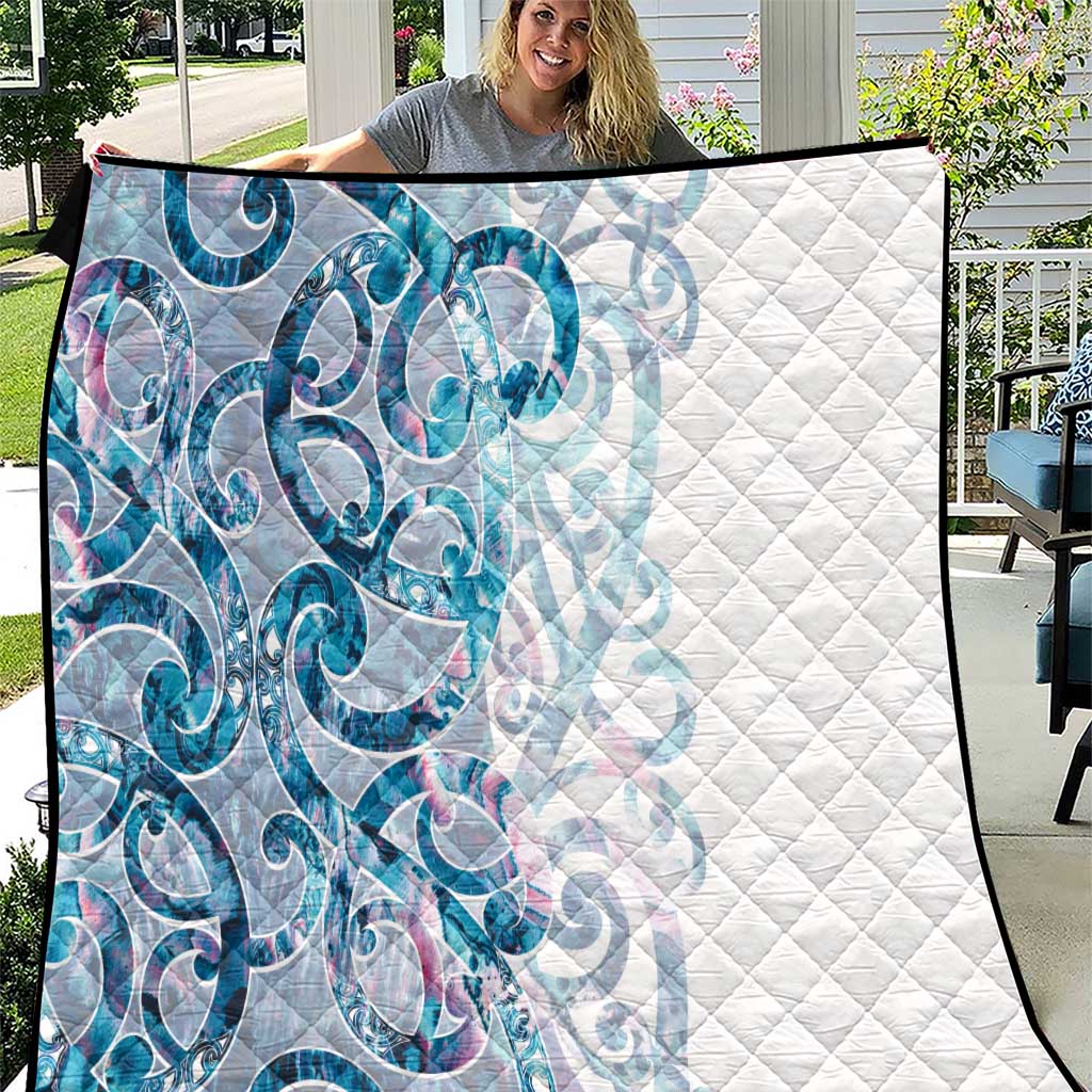 Turquoise Paua Shell Maori Quilt Koru Kowhaiwhai - Aussie Hoodie