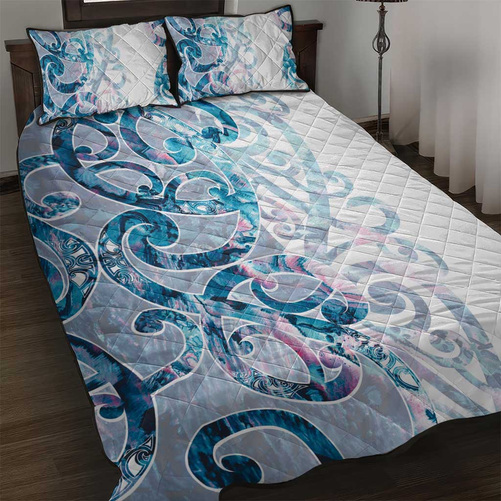 Turquoise Paua Shell Maori Quilt Bed Set Koru Kowhaiwhai - Aussie Hoodie