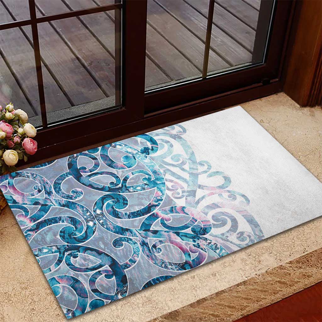 Turquoise Paua Shell Maori Rubber Doormat Koru Kowhaiwhai - Aussie Hoodie
