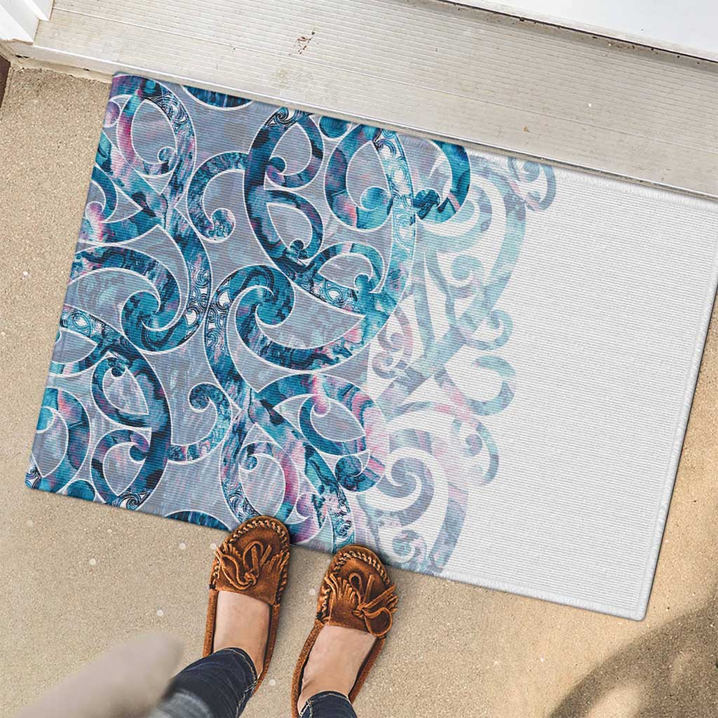 Turquoise Paua Shell Maori Rubber Doormat Koru Kowhaiwhai - Aussie Hoodie