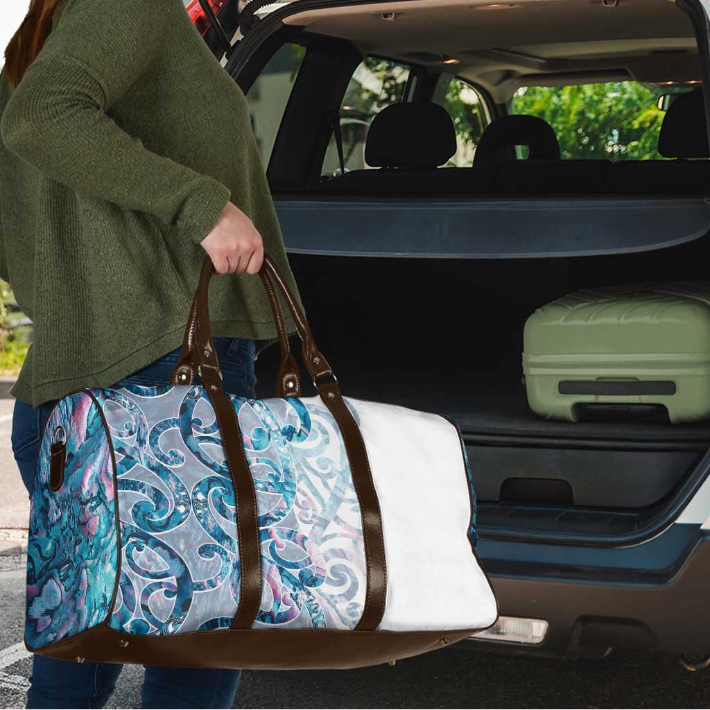 Turquoise Paua Shell Maori Travel Bag Koru Kowhaiwhai - Aussie Hoodie