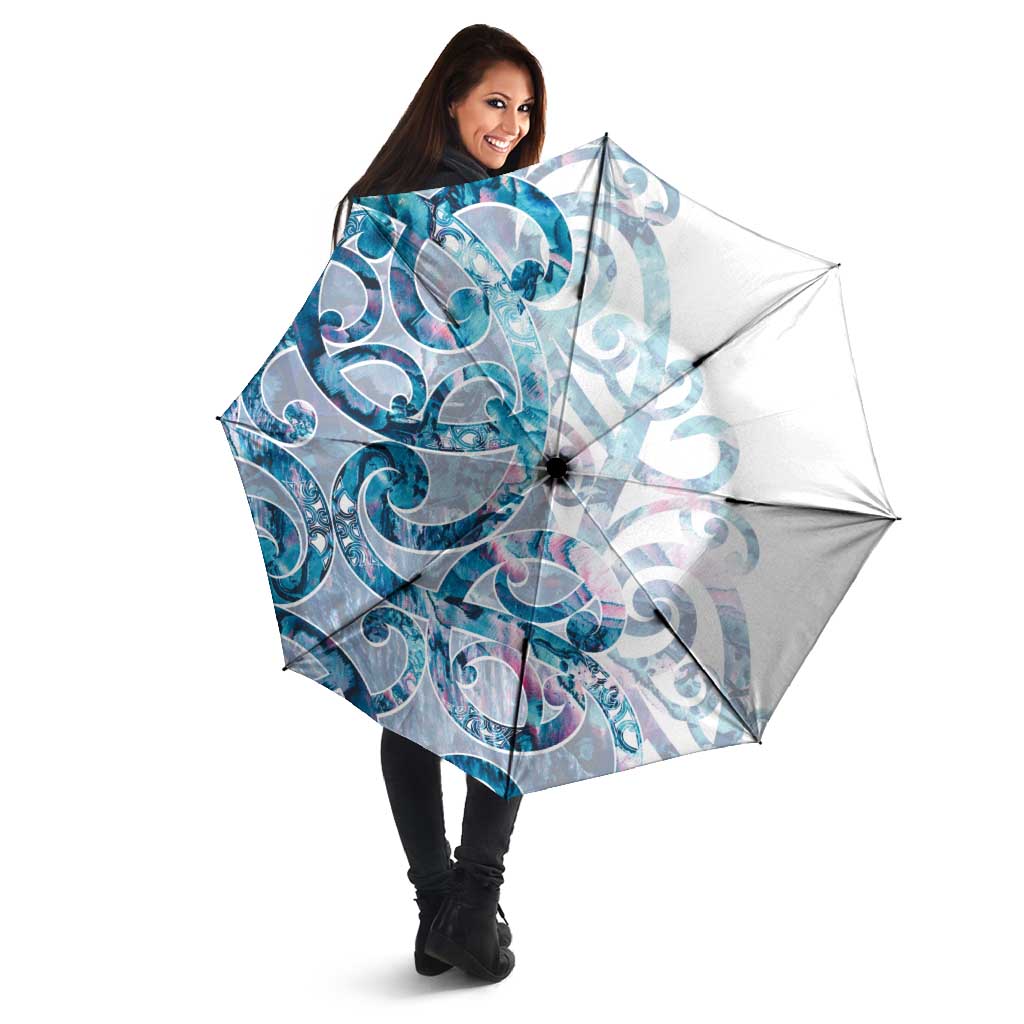 Turquoise Paua Shell Maori Umbrella Koru Kowhaiwhai - Aussie Hoodie