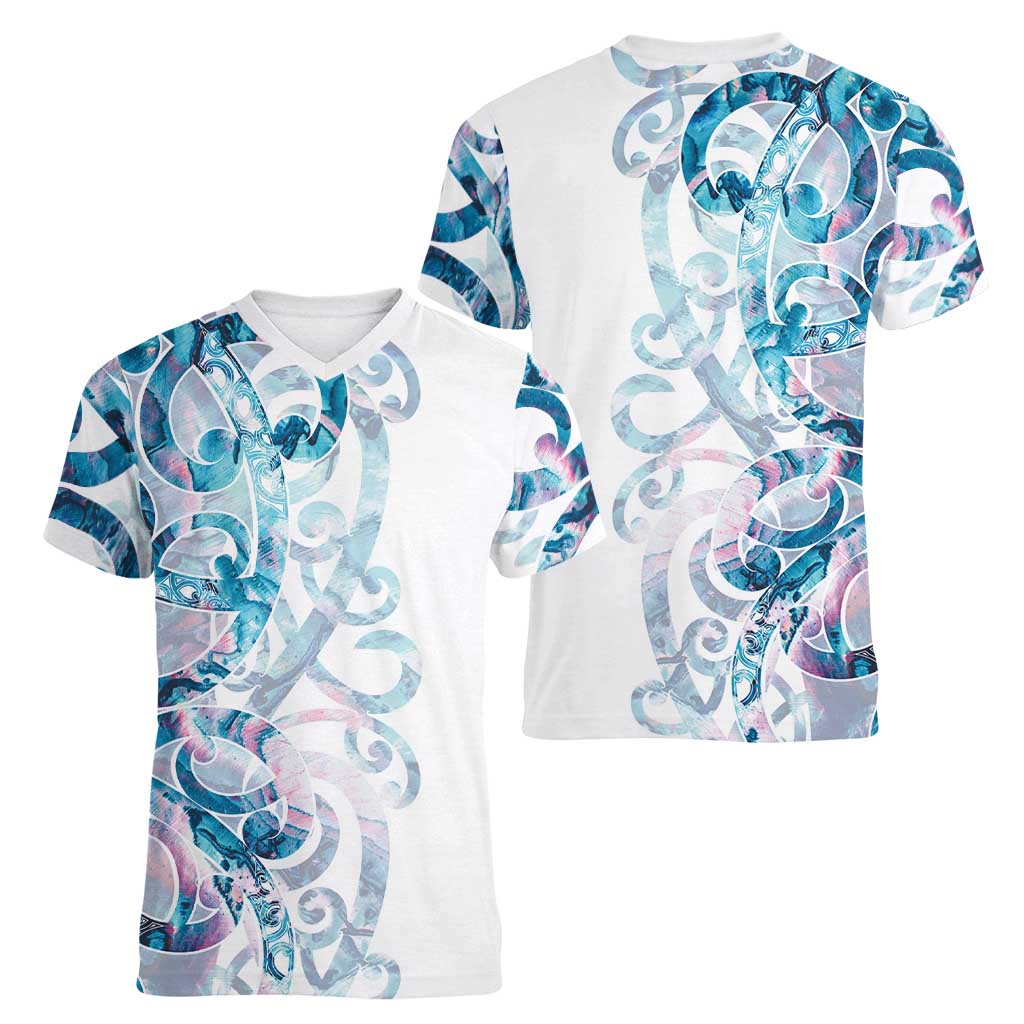 Turquoise Paua Shell Maori Women V-Neck T-Shirt Koru Kowhaiwhai - Aussie Hoodie