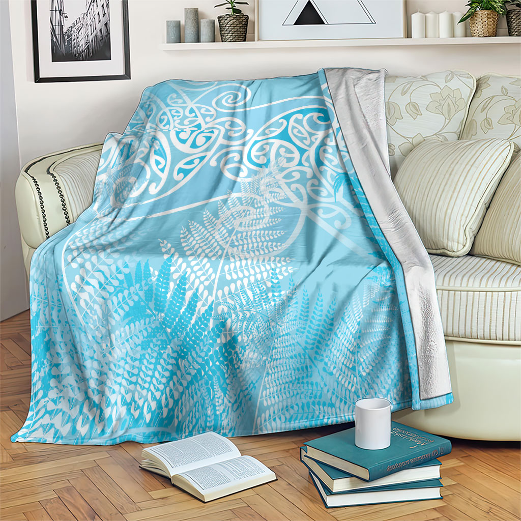 Aotearoa Maori Koru Curves Blanket Silver Ferns - Turquoise