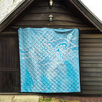 Aotearoa Maori Koru Curves Quilt Silver Ferns - Turquoise