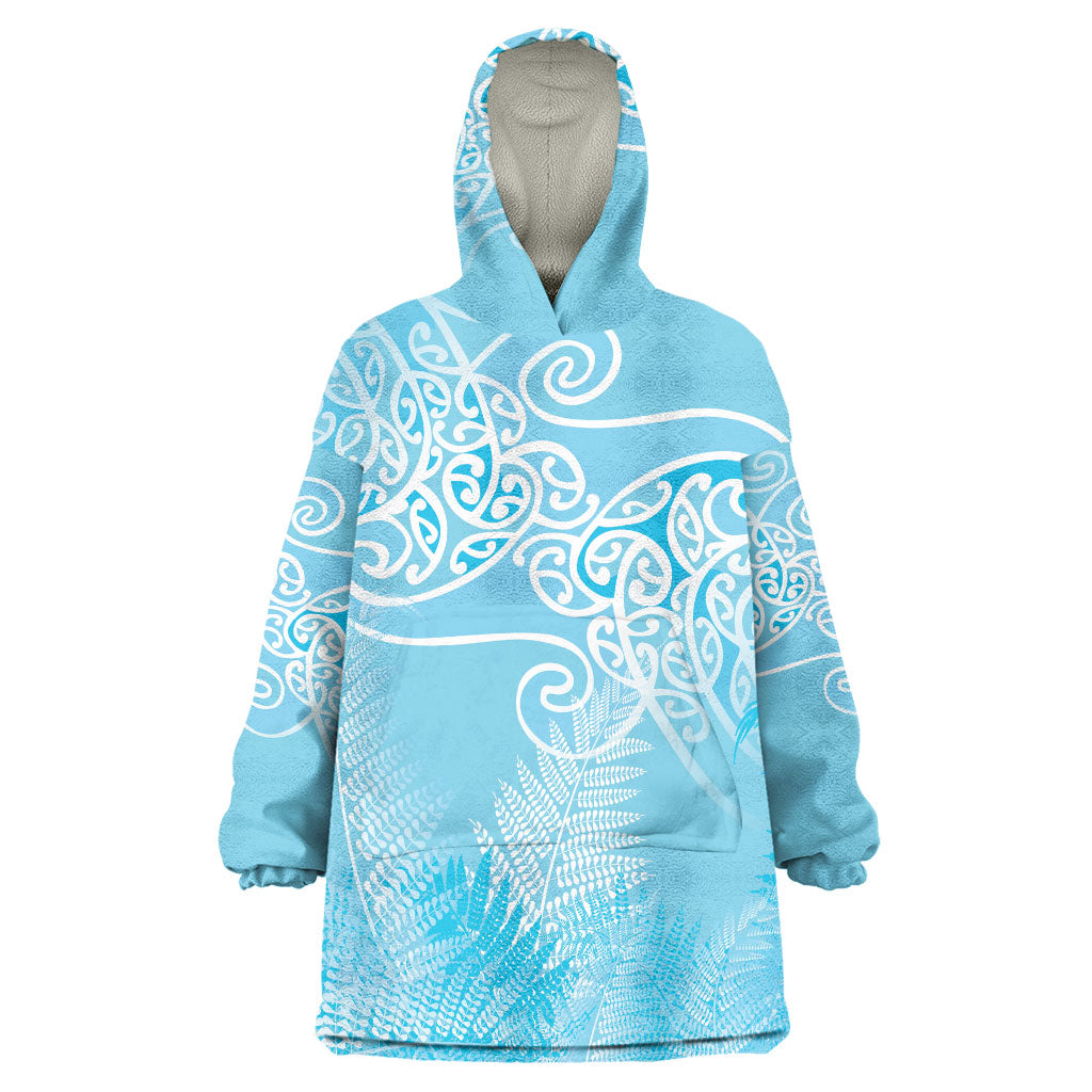 Aotearoa Maori Koru Curves Wearable Blanket Hoodie Silver Ferns - Turquoise