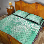 Aotearoa Maori Koru Curves Quilt Bed Set Silver Ferns - Mint