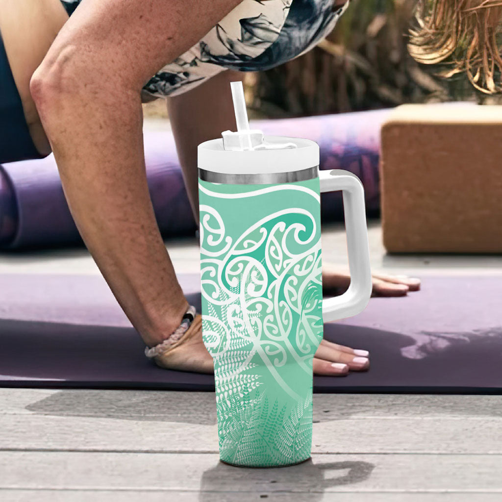 Aotearoa Maori Koru Curves Tumbler With Handle Silver Ferns - Mint
