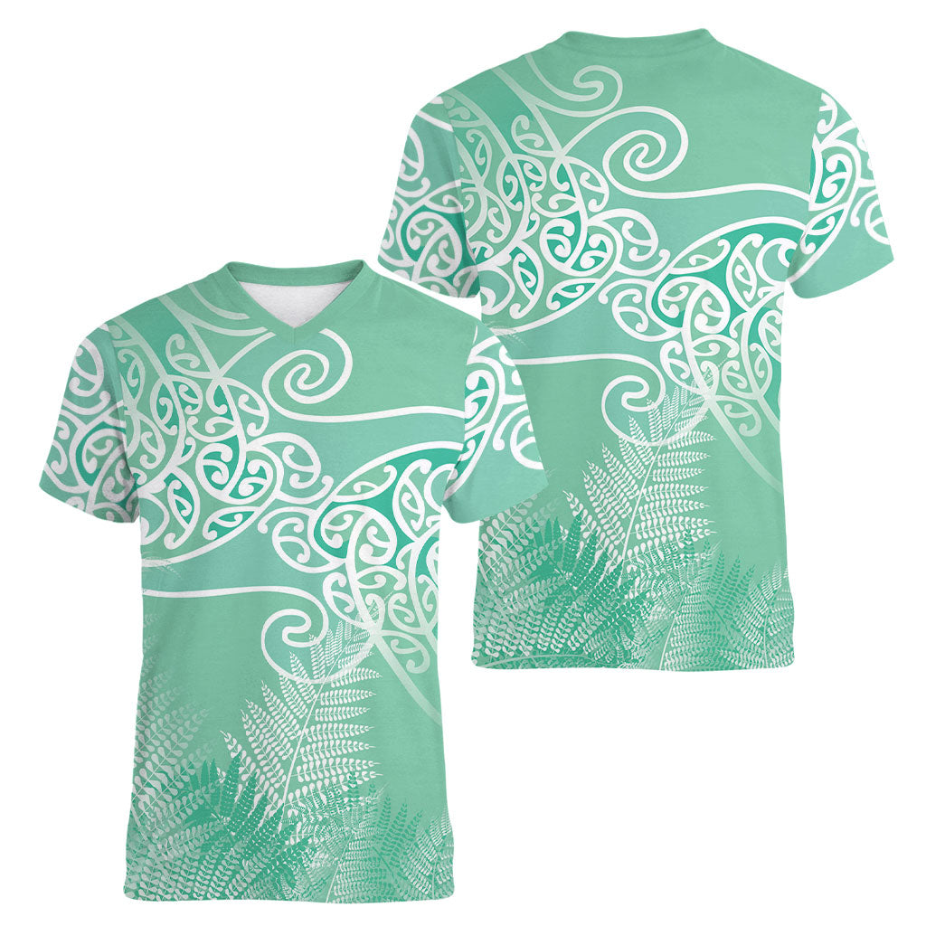 Aotearoa Maori Koru Curves Women V-Neck T-Shirt Silver Ferns - Mint