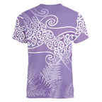 Aotearoa Maori Koru Curves Women V-Neck T-Shirt Silver Ferns - Amethyst