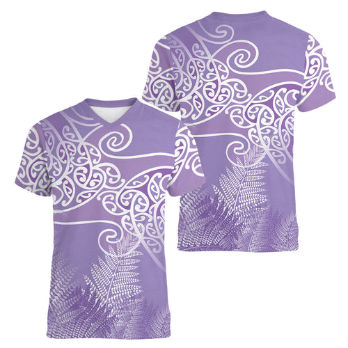 Aotearoa Maori Koru Curves Women V-Neck T-Shirt Silver Ferns - Amethyst