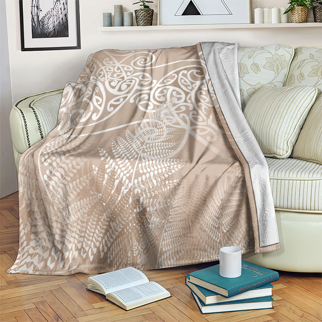 Aotearoa Maori Koru Curves Blanket Silver Ferns - Mocha