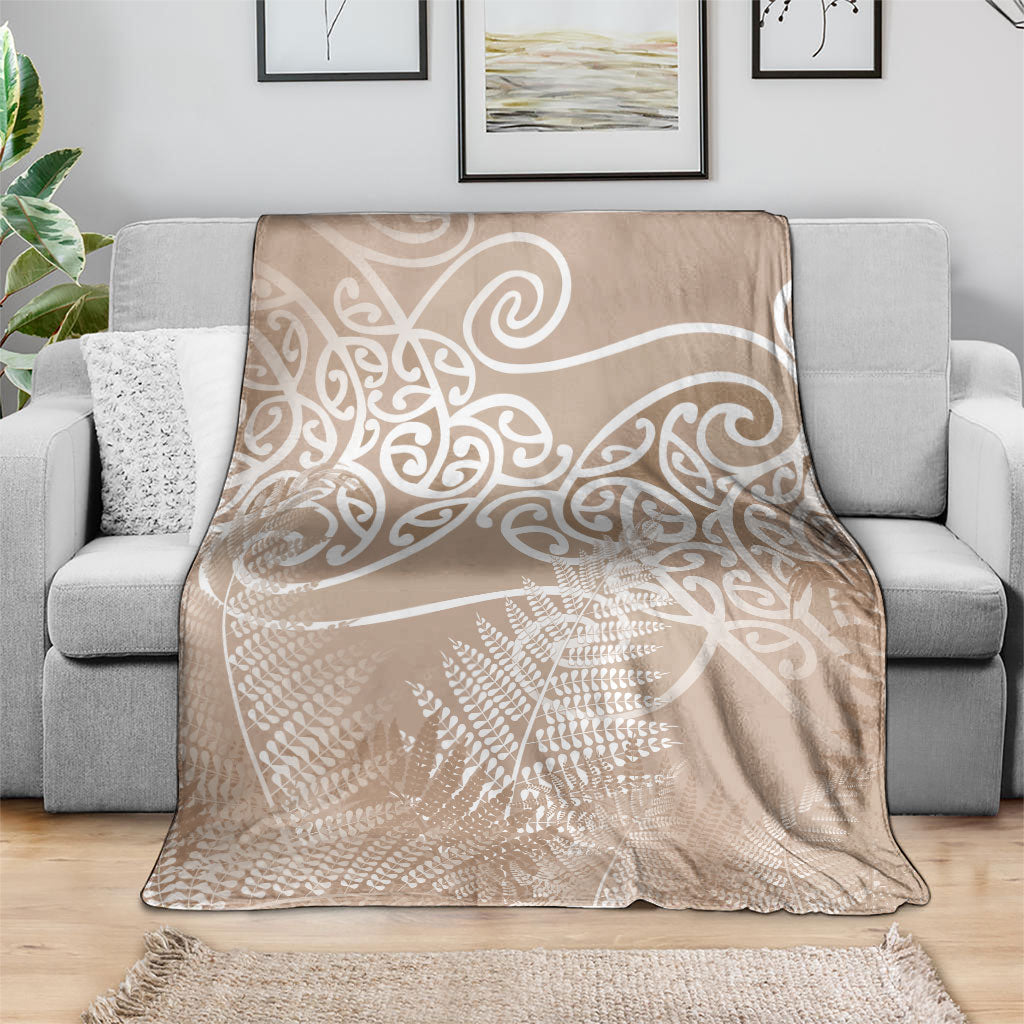 Aotearoa Maori Koru Curves Blanket Silver Ferns - Mocha