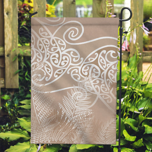 Aotearoa Maori Koru Curves Garden Flag Silver Ferns - Mocha