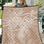 Aotearoa Maori Koru Curves Quilt Silver Ferns - Mocha