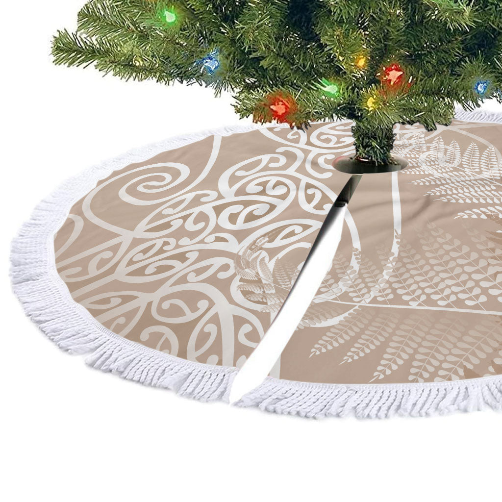 Aotearoa Maori Koru Curves Tree Skirt Silver Ferns - Mocha