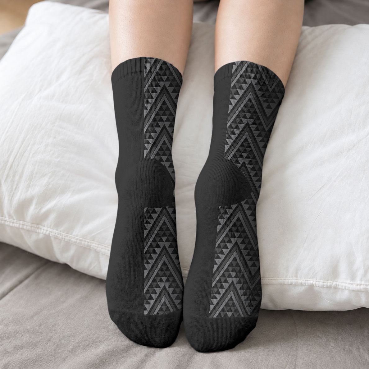 New Zealand Ta Moko Silver Fern Crew Socks Taniko Taniwha Motifs