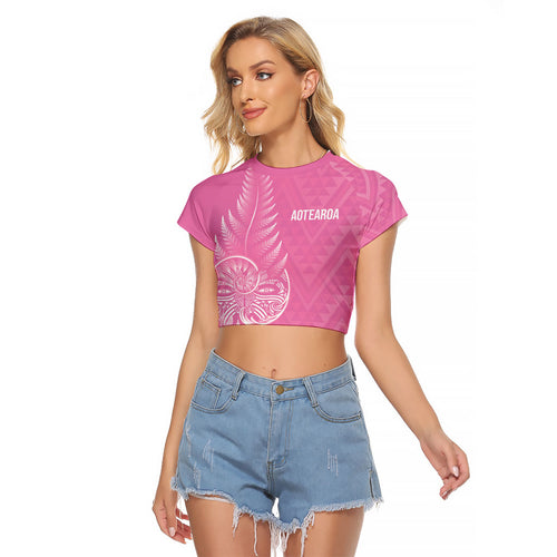 New Zealand Ta Moko Silver Fern Pink Raglan Cropped T Shirt Taniko Taniwha Motifs