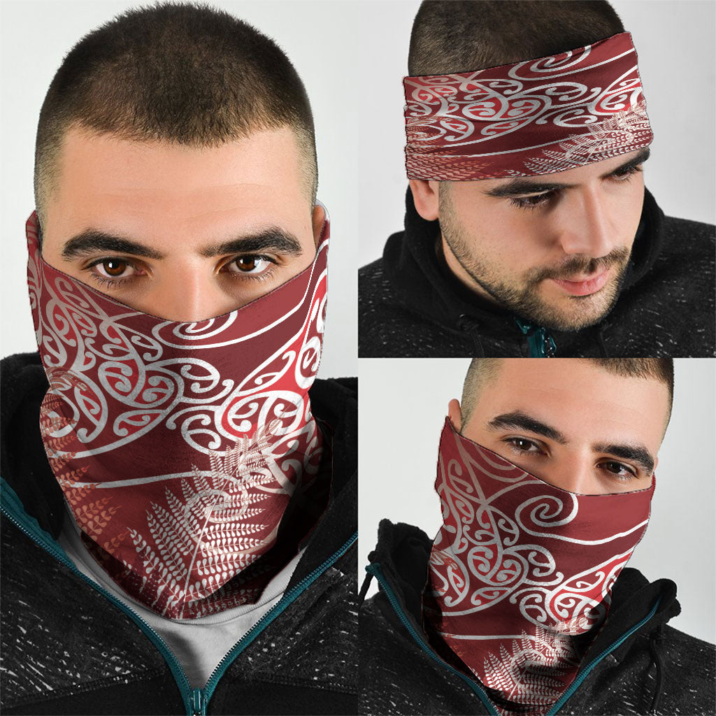Aotearoa Maori Koru Curves Neck Gaiter Silver Ferns - Crimson Red