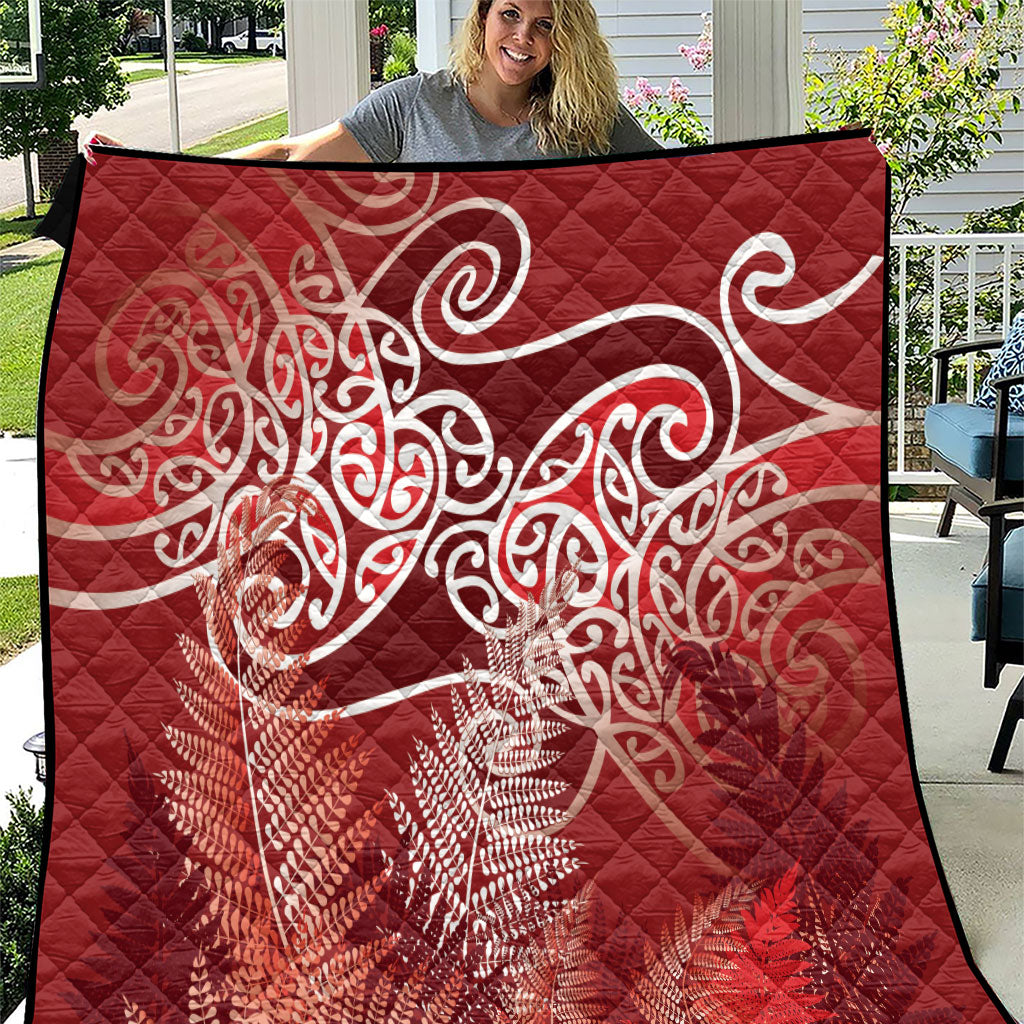 Aotearoa Maori Koru Curves Quilt Silver Ferns - Crimson Red