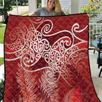 Aotearoa Maori Koru Curves Quilt Silver Ferns - Crimson Red